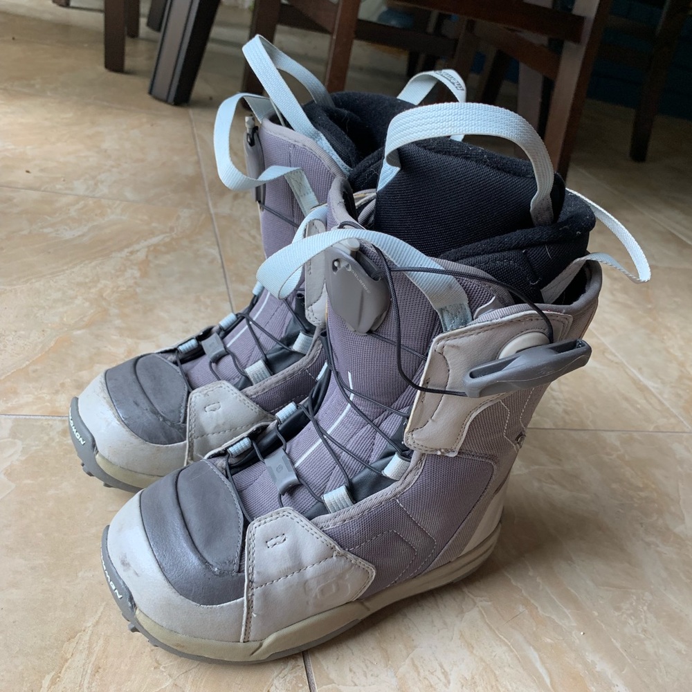 Salomon Kanooks Womens Snowboarding Boots Size 6